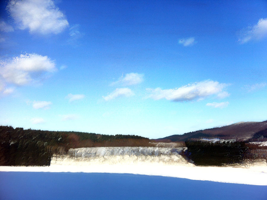Schneeweiß und Azurblau